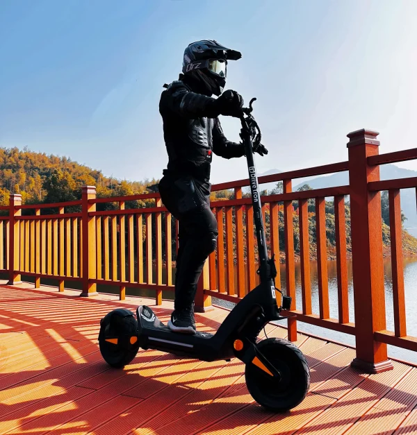 USA warehouse DT06 6000W 11inch IPX5 Hydraulic Suspension Brake Dual Motor Foldable Off Road Electric Scooter - Image 4